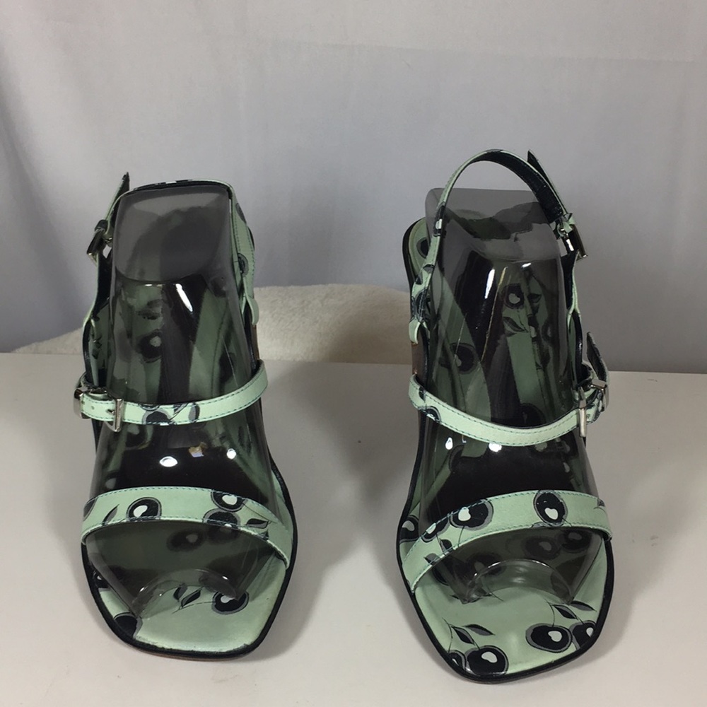 💜 NEW,CINDY SAYS COUTURE ,Size 8 , Scrappy sandal